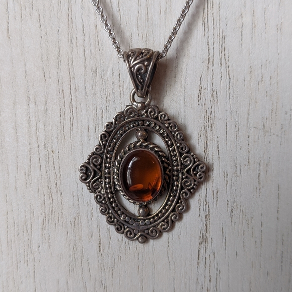 Baltic Amber Necklace in Sterling Silver - Picture 4 of 6
